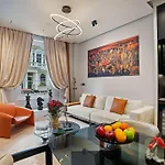 Unique 1 Bedroom Luxury Haven In Central London